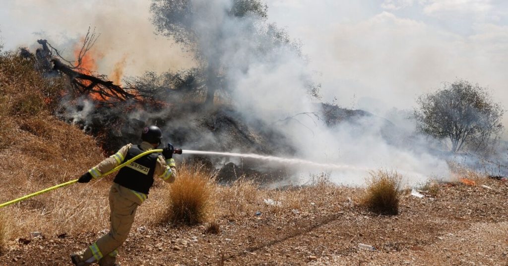 وزير إسرائيلي: الوقت ينفد لوقف الحرب الشاملة في لبنان