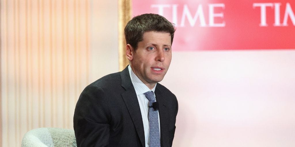 سام ألتمان ألقى للتو حكمة جديدة حول حرائق حاويات القمامة وإطلاق المنتجات