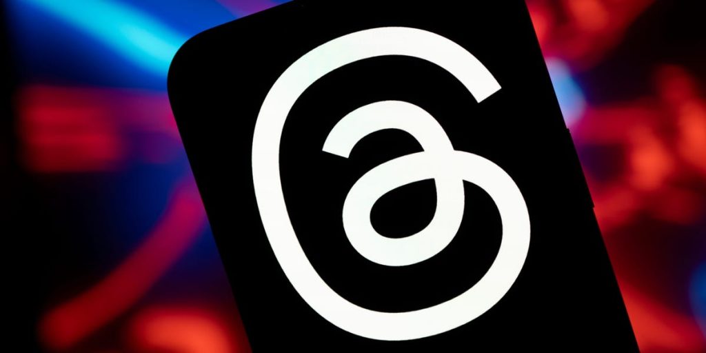 إن ارتفاع عدد الطُعم للمشاركة على Threads هو مثال آخر على مدى عدم قدرتنا على مساعدة أنفسنا على وسائل التواصل الاجتماعي