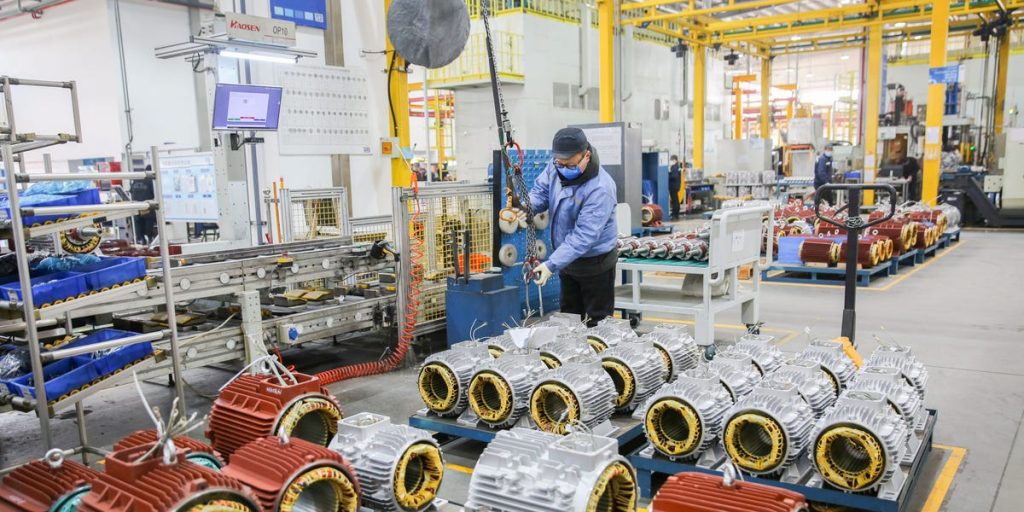 يقول أحد الخبراء الاقتصاديين إن الوقت ينفد أمام الصين لتحقيق أهدافها في النمو