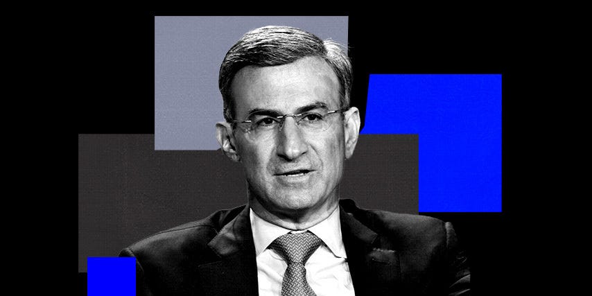 لا يزال هذا الرئيس التنفيذي لشركة وول ستريت يتفاخر بفوائد العمل من المنزل