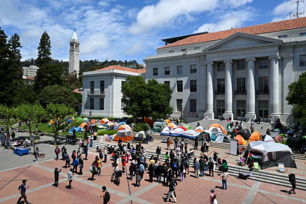 بيركلي تطلق أحد أول برامج الدراسات الفلسطينية والعربية في الولايات المتحدة