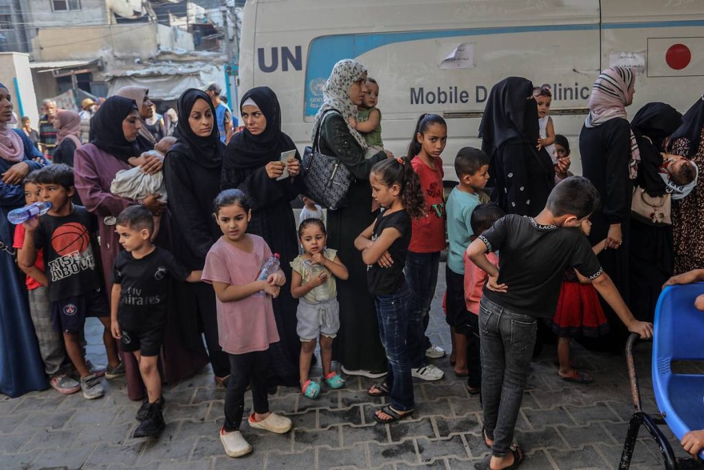 لقاحات شلل الأطفال تمنح عائلات غزة راحة قصيرة للغاية من الحرب