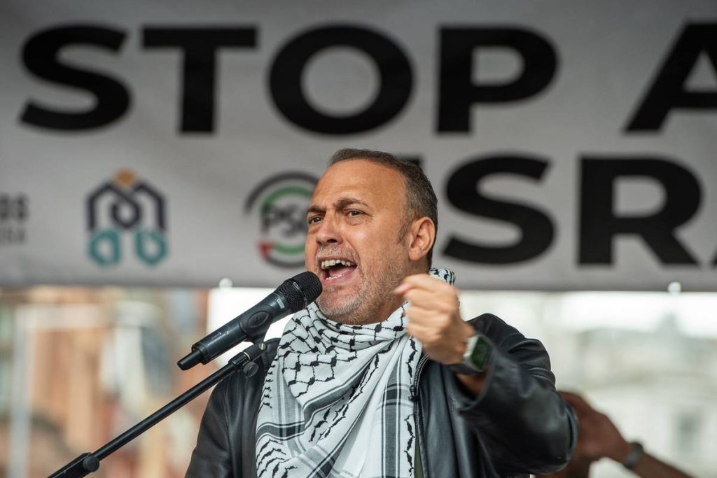 السفير الفلسطيني في المملكة المتحدة: “نحن متجذرون للغاية ولا ينبغي إبعادنا عن أرضنا”