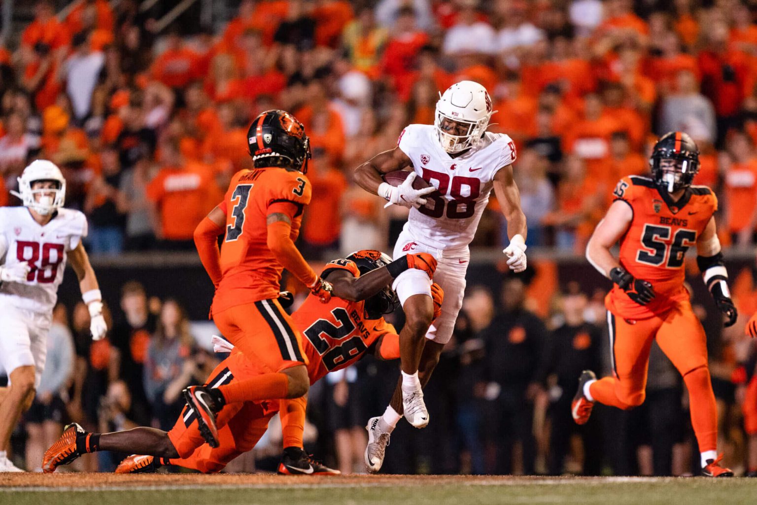 Pac-12 ومؤتمر Mountain West يفشلان في تقديم جداول كرة القدم لعام 2025: ما هو التالي؟