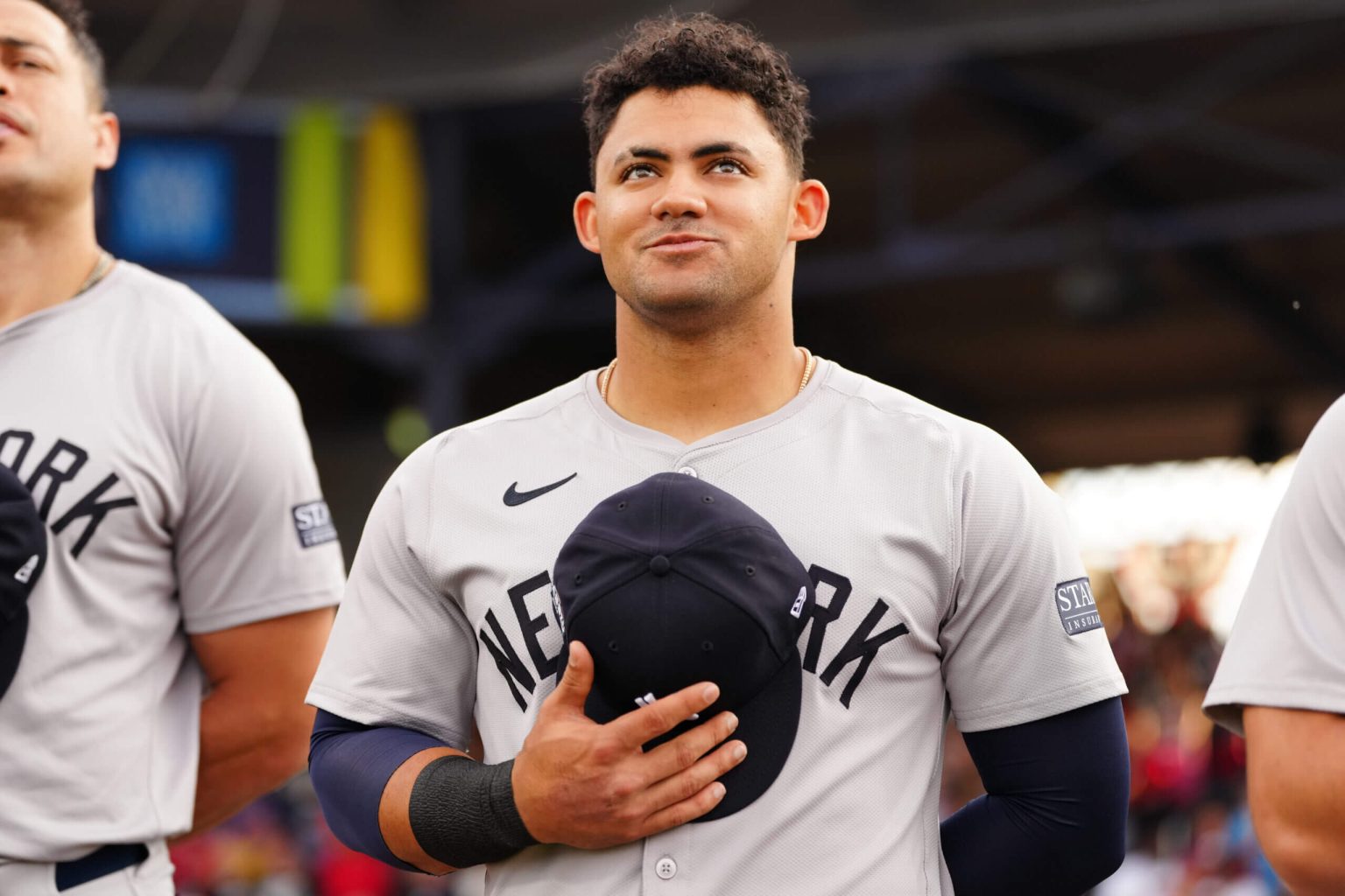 إليكم السبب وراء عدم تلاعب فريق يانكيز بوقت خدمة اللاعب الواعد جاسون دومينجيز