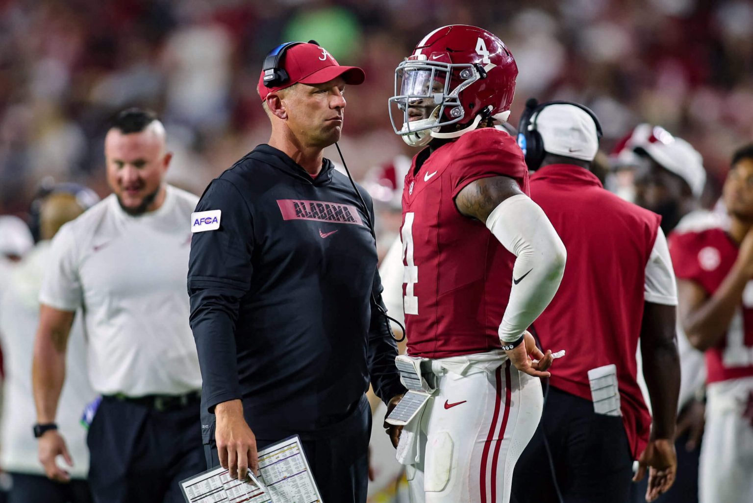 فحص الإيجابيات والسلبيات من فوز فريق كرة القدم في ألاباما على فريق ويسترن كنتاكي