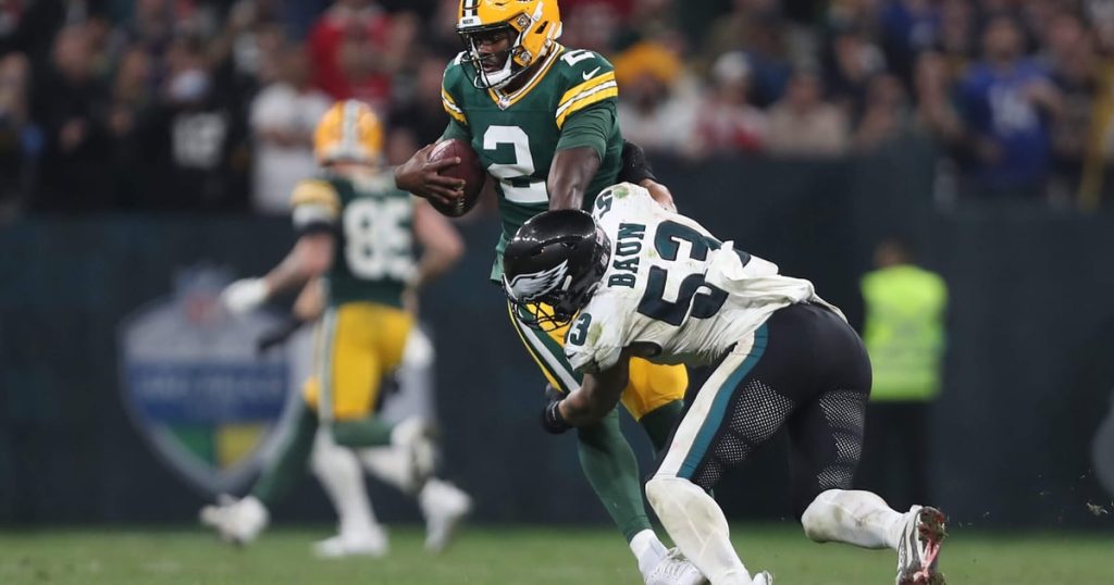 لماذا من المرجح أن يبدأ فريق Packers بـ Malik Willis في مركز QB ضد فريق Colts