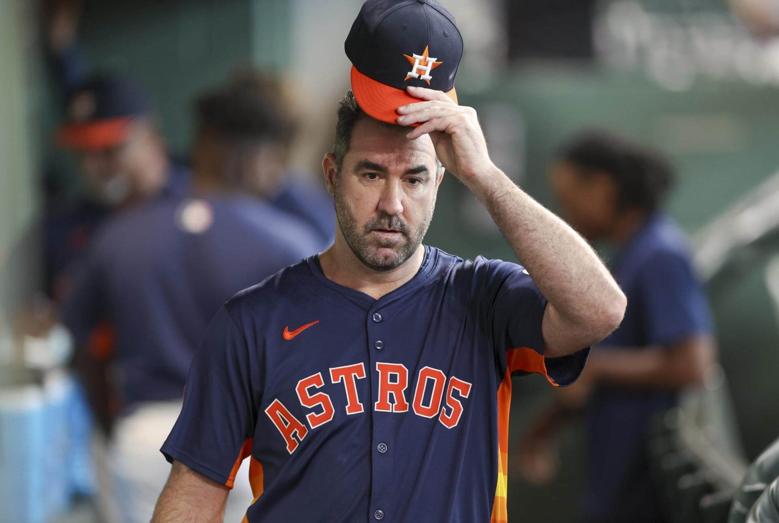 هل يشارك جاستن فيرلاندر في تصفيات دوري البيسبول الأميركي؟ بالإضافة إلى جوي فوتو حول العدالة الاجتماعية