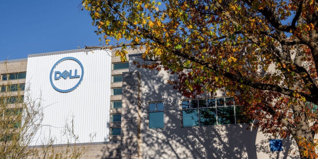 إن أمر العودة المفاجئ إلى المكتب لمدة 5 أيام من شركة Dell يترك الآباء يتدافعون للعثور على رعاية أطفال