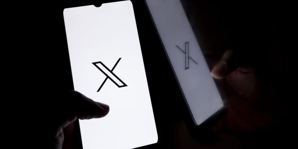 X على وشك تغيير وظيفة الكتلة الخاصة بها. يشعر بعض المستخدمين بالقلق من أن ذلك سيؤدي إلى تمكين المسيئين وتعريض سلامة الضحايا للخطر.