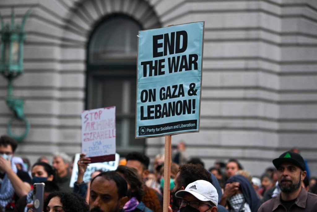 الكلمات تقتل: لماذا تفلت إسرائيل من جرائم القتل في غزة ولبنان؟