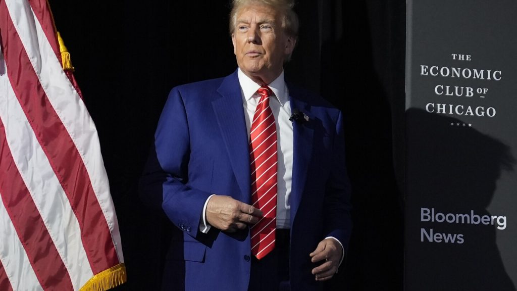 يستخدم ترامب المقابلة حول الاقتصاد للترويج للتعريفات الجمركية والتحدث عن موضوعاته المفضلة