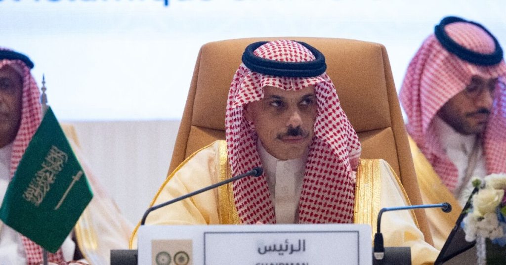 ترامب يلوح في الأفق بشأن الاجتماع الذي استضافته السعودية حول حروب الشرق الأوسط