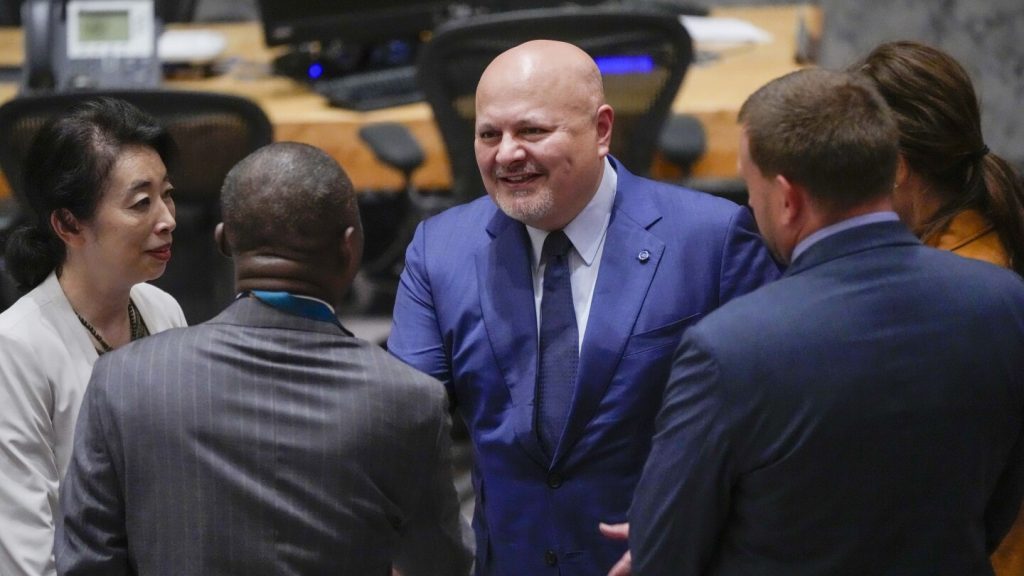 المحكمة الدولية ستبدأ تحقيقا خارجيا في اتهامات بسوء السلوك ضد كبير المدعين العامين