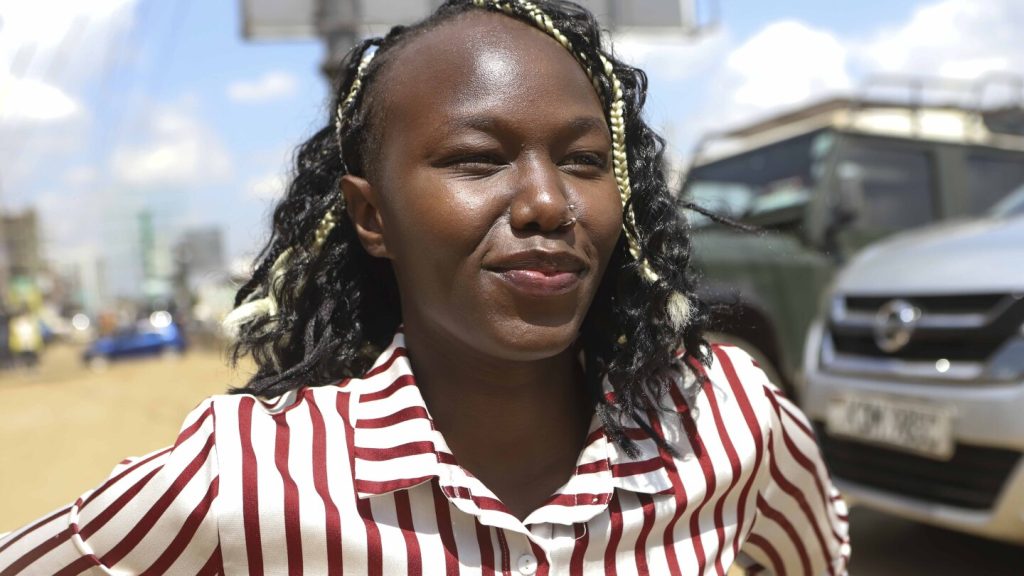 لماذا يتطلع الأشخاص ذوو الإعاقة في نيروبي إلى ما هو أبعد من وسائل النقل العام للتنقل في المدينة المزدحمة