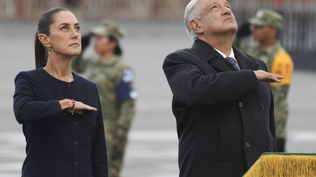 يبدو أن المكسيك تتخلى عن استراتيجية “العناق وليس الرصاص” مع استمرار إراقة الدماء في البلاد