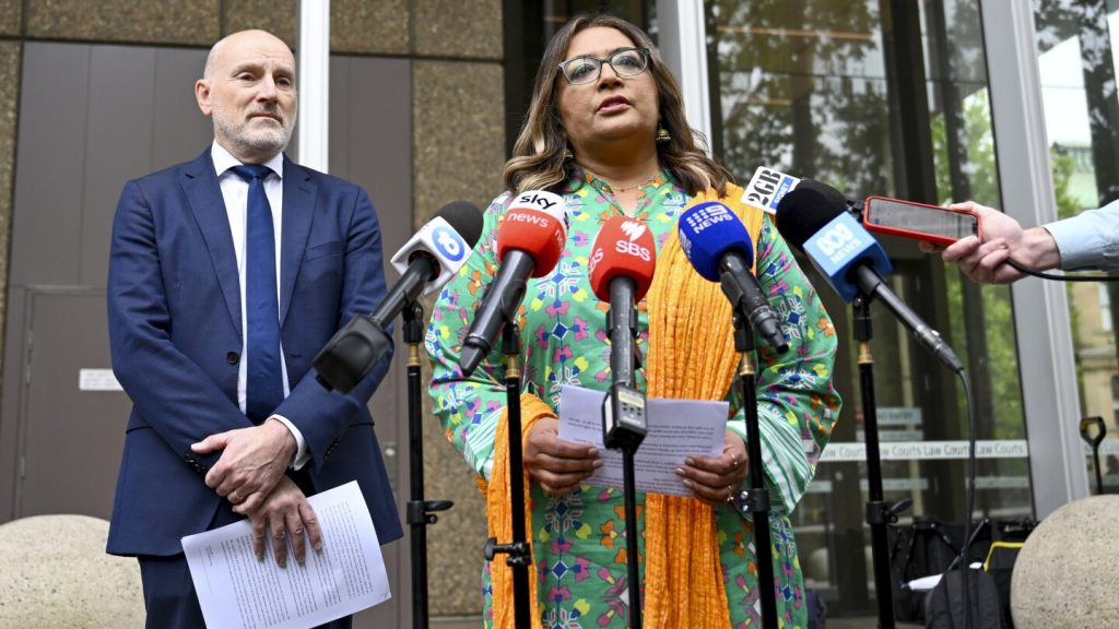 قاضي أسترالي يحكم على عضو مجلس الشيوخ بانتهاك قانون العرق من خلال مطالبة المشرع المنافس بالعودة إلى باكستان