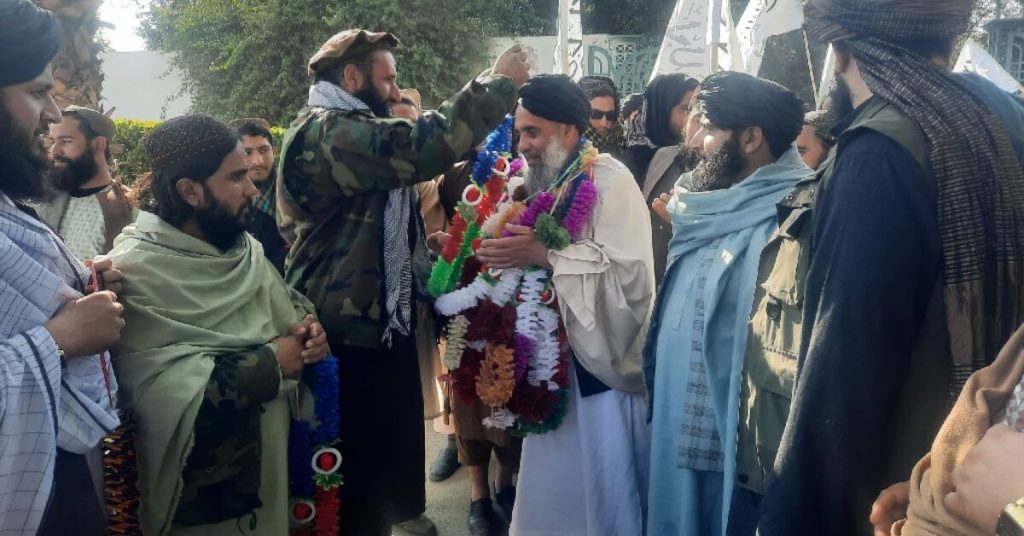 حكومة طالبان الأفغانية تتبادل السجناء مع الولايات المتحدة