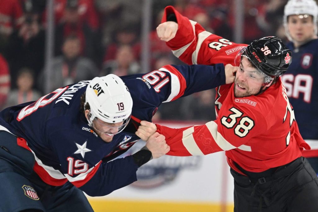 تبدأ لعبة Canada vs. USA 4 Nations Face-Off مع 3 معارك في أول 9 ثوانٍ