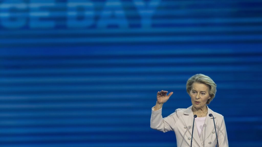 تعود عمولة الاتحاد الأوروبي إلى الرد بحزم وعلى الفور على تعريفة ترامب