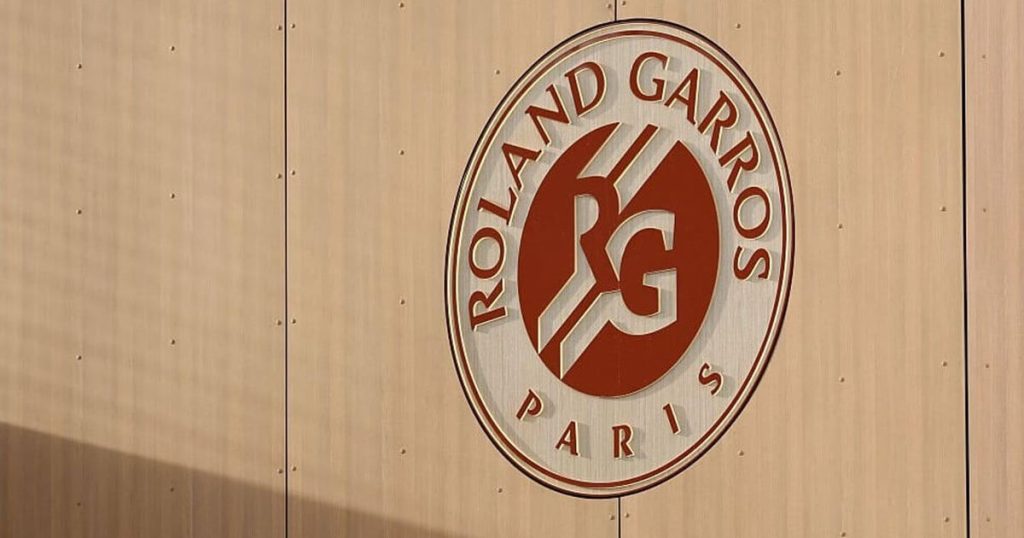 التحديثات الفرنسية المفتوحة 2025 الحية: اليوم الثالث مع نوفاك ديوكوفيتش وكوكو جوف في العمل اليوم