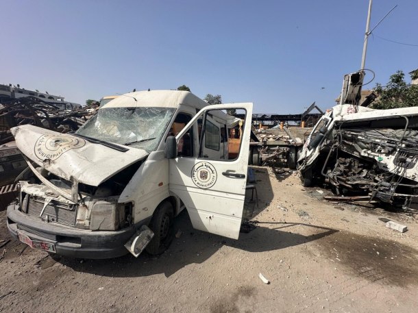 الضربات الإسرائيلية دمرت 85 ٪ من سيارات بلدية غزة