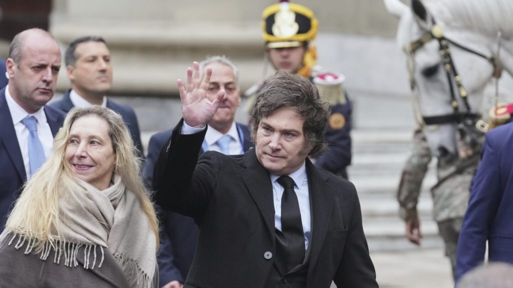 ينتقد رئيس الأساقفة سياسات التقشف للرئيس الأرجنتيني ميلي خلال الحفل الديني