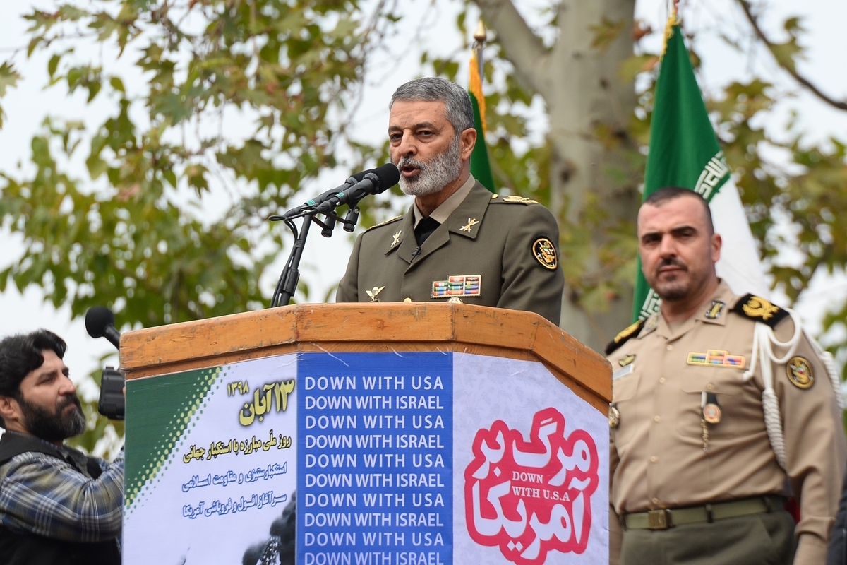 يلقي رئيس الأركان القوات المسلحة الإيرانية الرائد الجنرال عبد العلم موسافي خطابًا في طهران ، إيران. (Fatemeh Bahrami - ANADOLU Agency)