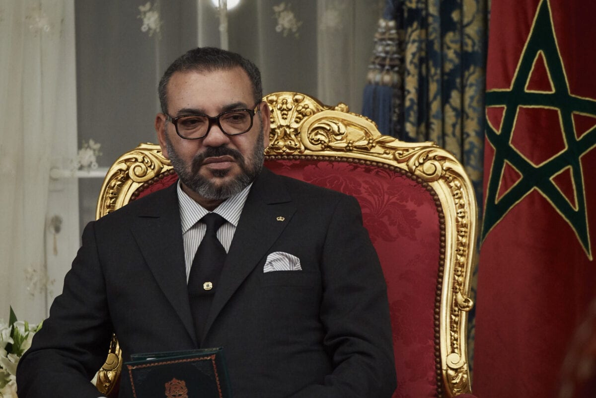 يحضر الملك محمد السادس من المغرب توقيع الاتفاقيات الثنائية في القصر الملكي في Agdal في 13 فبراير 2019 في الرباط ، المغرب. (كارلوس ألفاريز/غيتي إيمس)