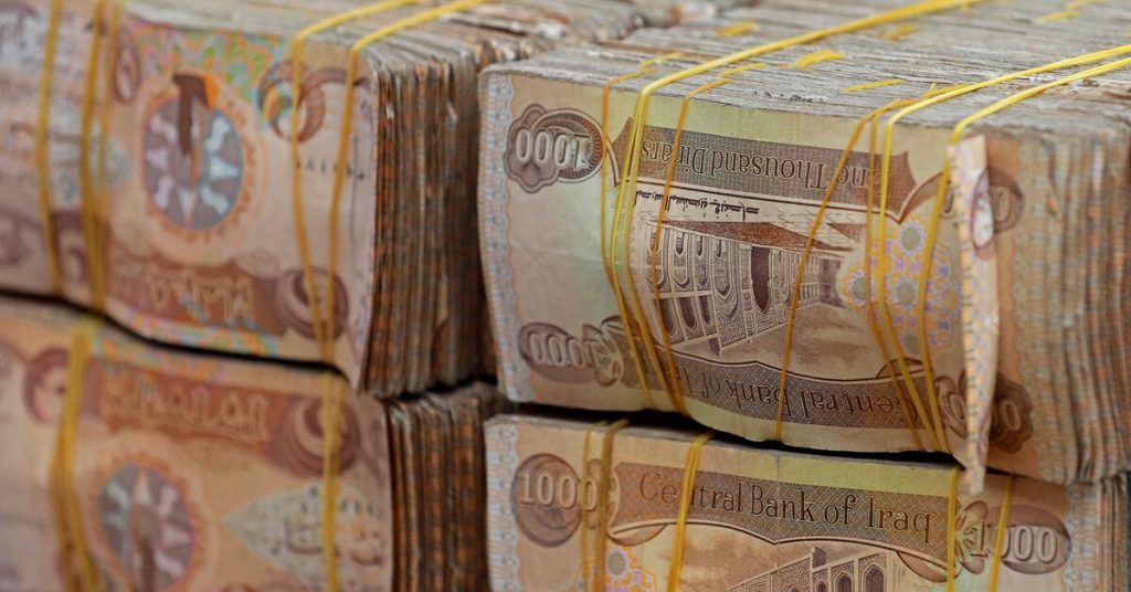 مع انخفاض دينار ، يقول العراق من السفارات آمنة في ضوء التوتر الأمريكي الإيران