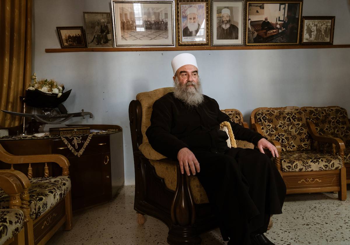 الشيخ هيكمات سلمان الحجري ، الزعيم الروحي للدروز في دمشق ، سوريا في 26 ديسمبر 2024. (إيمين سانسار - وكالة Anadolu)