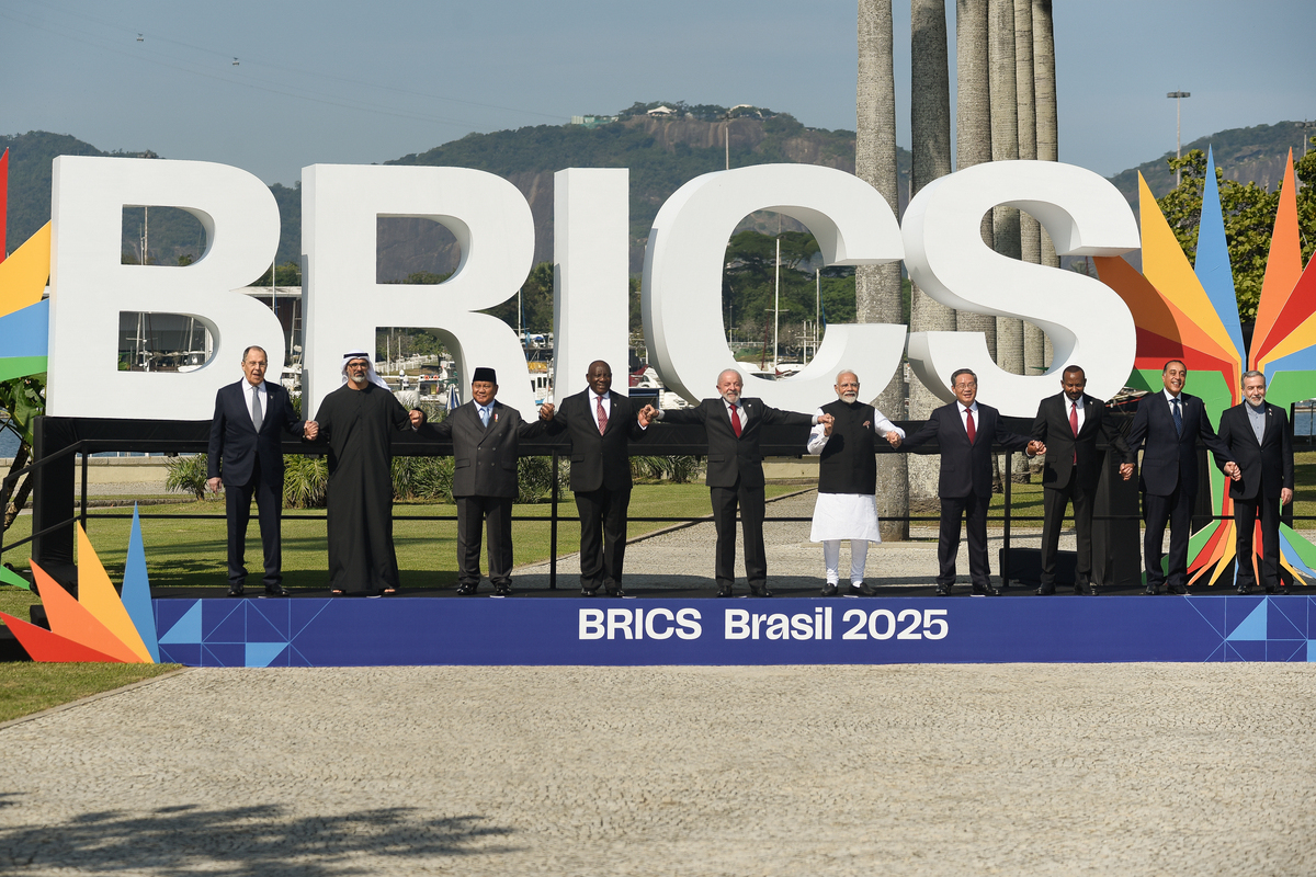 يحضر رؤساء الدولة من بريكس أمم اجتماعًا في متحف الفن الحديث (MAM) خلال قمة بريكس في ريو دي جانيرو ، البرازيل ، في 06 يوليو 2025. (فابيو تيكسيرا - وكالة Anadolu)