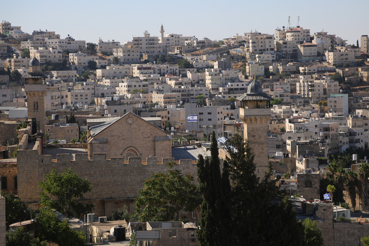جردت وجهة نظر مسجد إبراهيمي بعد أن جردت السلطات الإسرائيلية من بلدية الخليل الفلسطينية للسلطات الإدارية على مسجد إبراهيمي ونقلها إلى مجلس ديني للمستوطنين في الخليل ، الضفة الغربية في 15 يوليو 2025.
