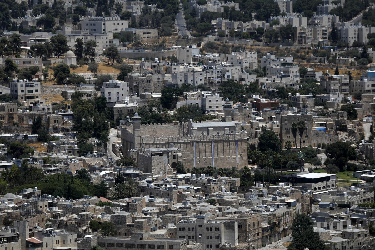 جردت وجهة نظر مسجد إبراهيمي بعد أن جردت السلطات الإسرائيلية من بلدية الخليل الفلسطينية للسلطات الإدارية على مسجد إبراهيمي ونقلها إلى مجلس ديني للمستوطنين في الخليل ، الضفة الغربية في 15 يوليو 2025.
