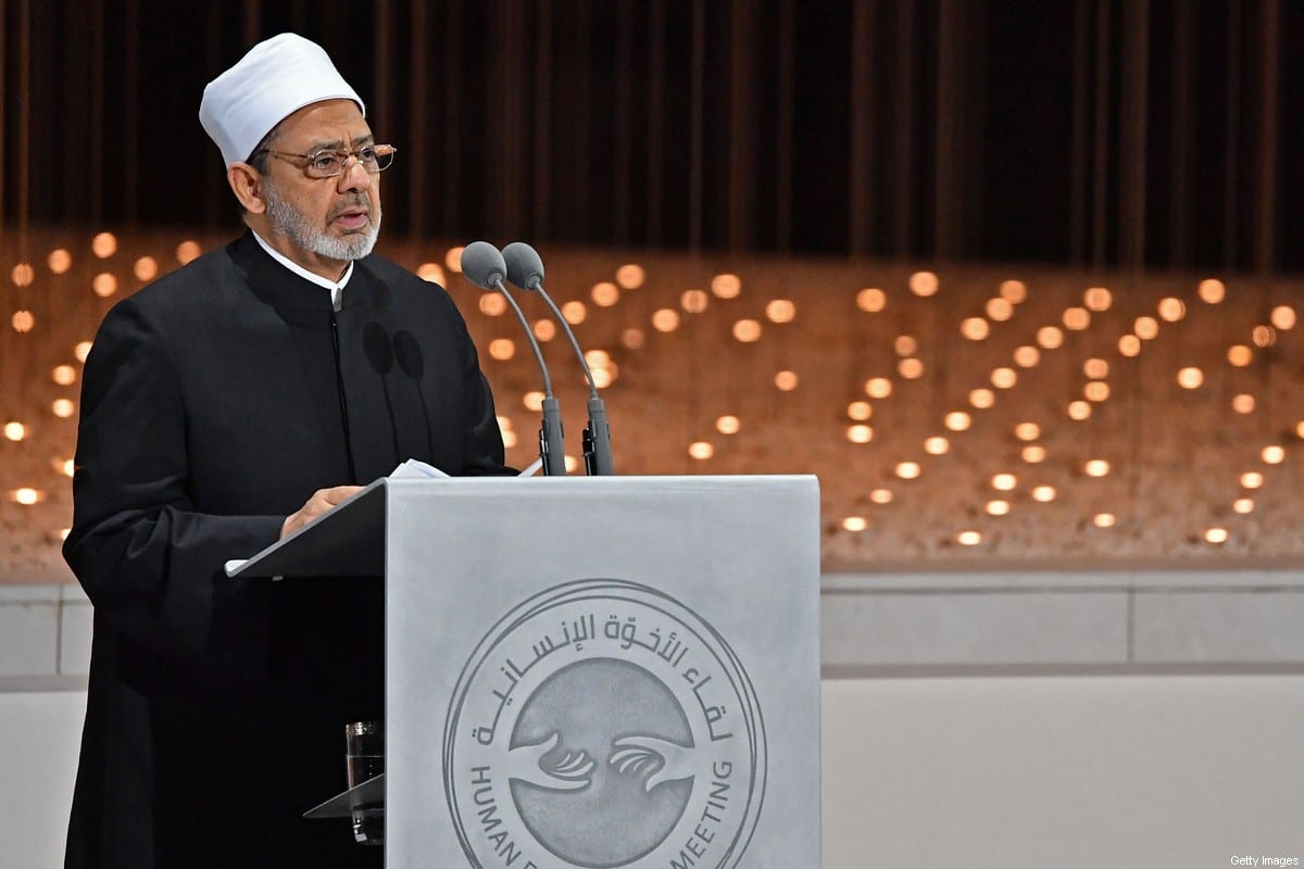إمام الأزهر الكبير شيخ أحمد القنب يلقي خطابا في أبو ظبي في 4 فبراير 2019 (فيندوزو بينتو/أفينيو عبر غتيال)