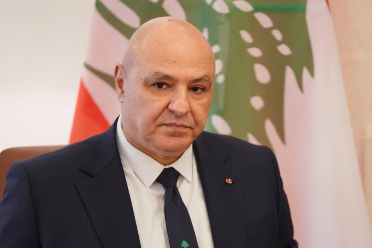 تم تصوير رئيس لبنان جوزيف عون خلال اجتماع مع نظيره القبرصي نيكوس كريستودولييدس في القصر الرئاسي في نيقوسيا خلال أول زيارة رسمية له إلى جزيرة شرق البحر المتوسط في 9 يوليو 2025 (بتروس كارادجياس/بليفيس/أفينيو عبر صور جيتي)