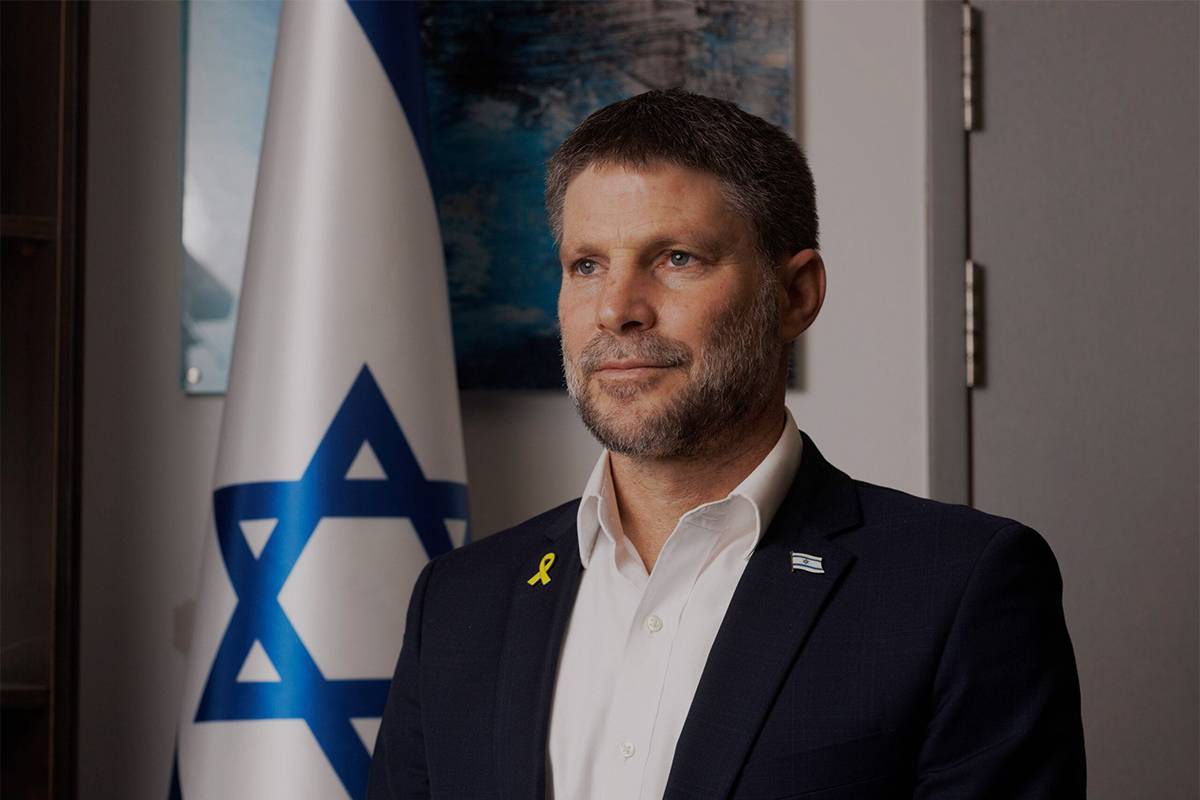 Bezalel Smotrich ، وزير المالية الإسرائيلي ، خلال مقابلة في تل أبيب ، إسرائيل في 5 ديسمبر 2024 (Kobi Wolf/Bloomberg عبر Getty Images)