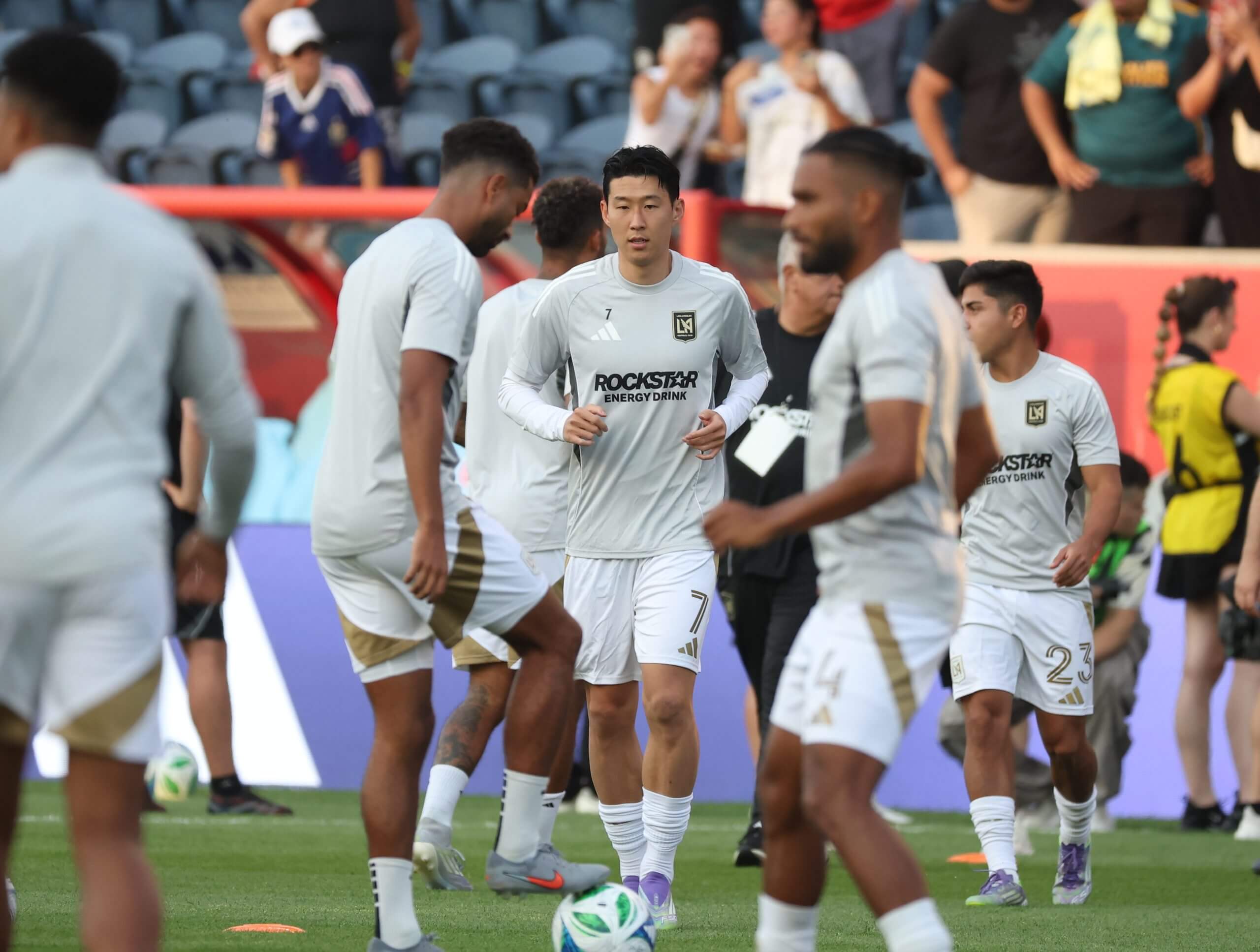 نجم LAFC الابن هيونغ مين