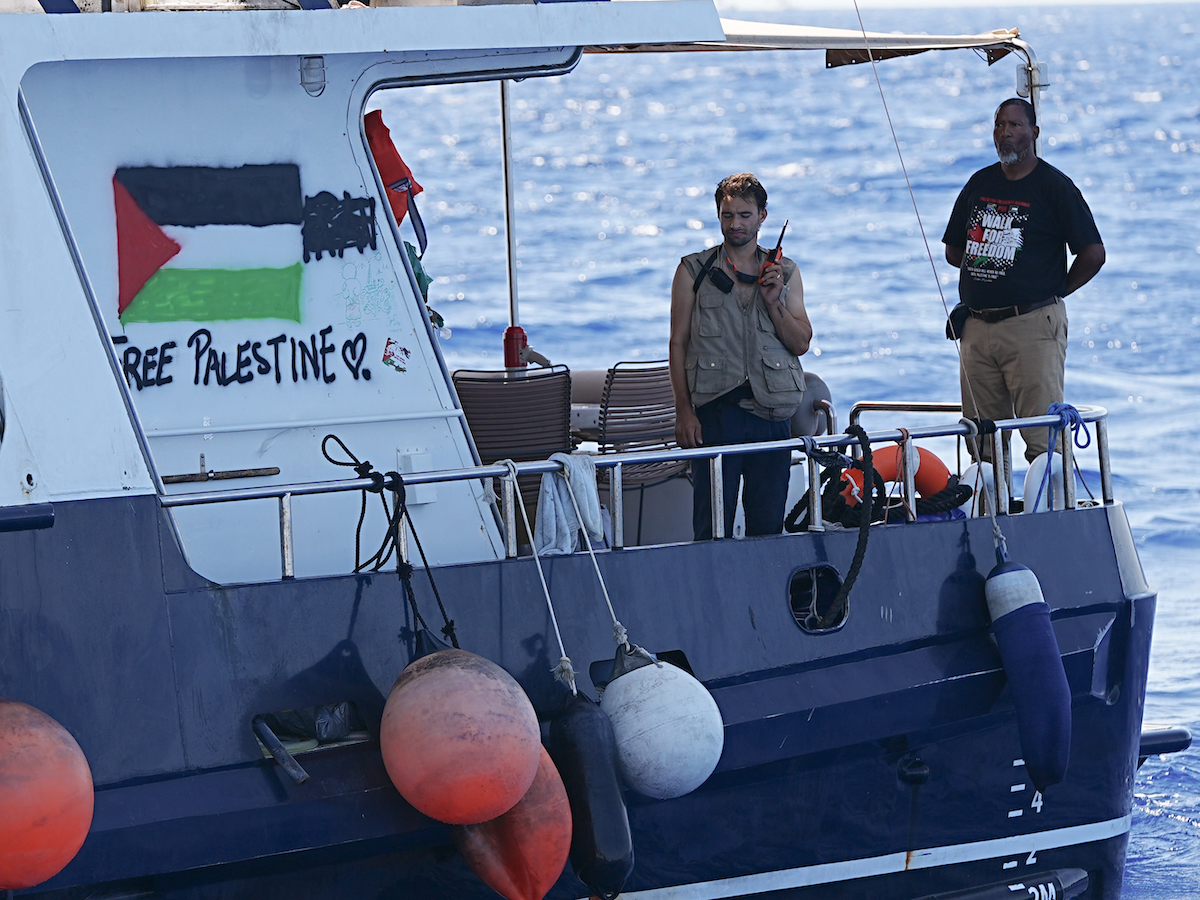 إن أسطول السومود العالمي ، بما في ذلك العشرات من السفن ، يبحر نحو غزة لعدة أيام. يحمل الأسطول كمية كبيرة من المساعدات الإنسانية ، وخاصة الإمدادات الطبية ، ويشكل أكبر أسطول للإبحار إلى غزة حتى الآن ، في 29 سبتمبر 2025 (Orhan Fatih Doğan - Anadolu Agency)
