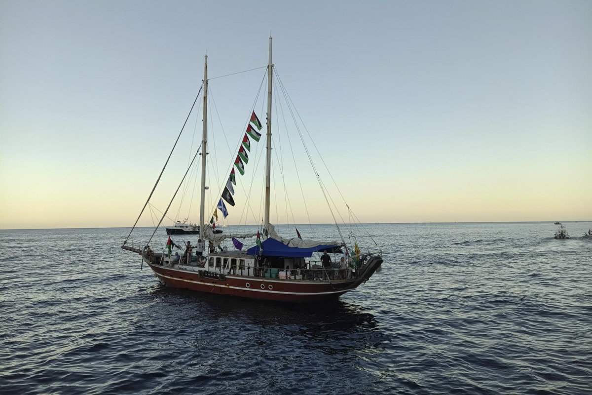 وجهة نظر من Global Sumud Flotilla ، وهي مبادرة دولية تهدف إلى الوصول إلى غزة لتقديم المساعدات الإنسانية ، في البحر في 30 سبتمبر 2025 (Ognjen Markovic - ANADOLU Agency)