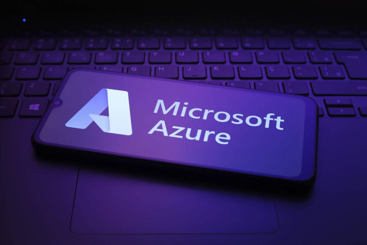 يظهر شعار Microsoft Azure على شاشة الهاتف الذكي في صورة التوضيح هذه في رينو ، الولايات المتحدة ، في 23 ديسمبر 2024 (Jaque Silva/Nurphoto عبر Getty Images)