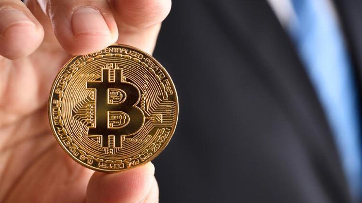 هل وصلت بيتكوين إلى ذروتها؟ يستجيب المحلل ، ويخبر ما سيفعله