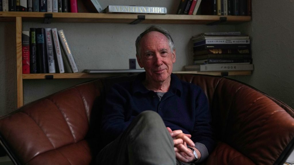 اللغز الأدبي يلتقي في المستقبل الدستوبي في “ما يمكننا أن نعرفه” إيان ماكوان