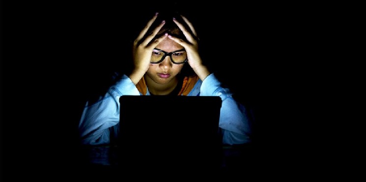 يُظهر MetaMask أرصدة صفرية، وتكافح الشبكة الأساسية مع استمرار مشكلات AWS