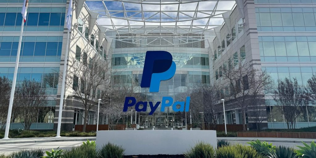 ارتفاع سعر سهم PayPal بفضل شراكة المدفوعات الجديدة مع OpenAI