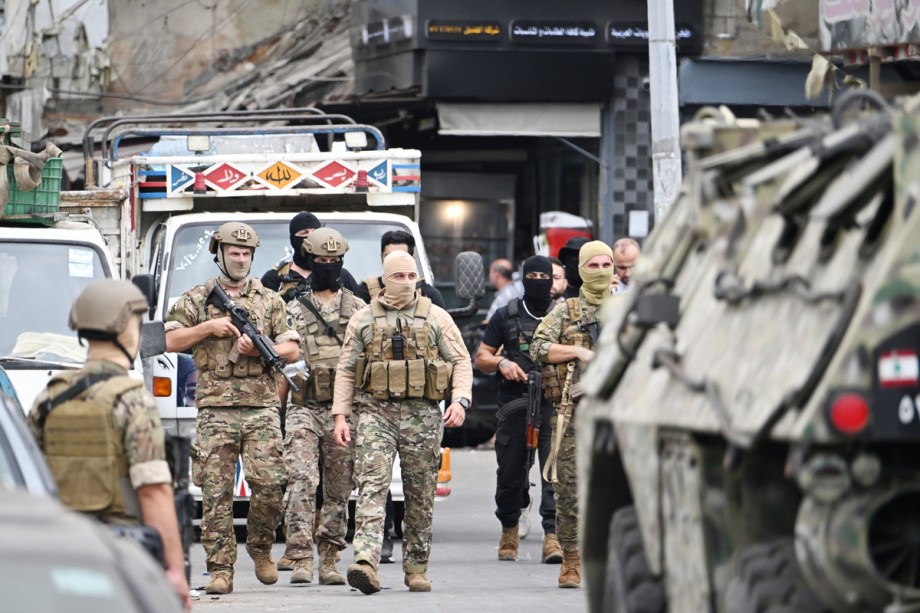 قادة عسكريون يجتمعون لبحث جهود نزع السلاح في جنوب لبنان: الولايات المتحدة