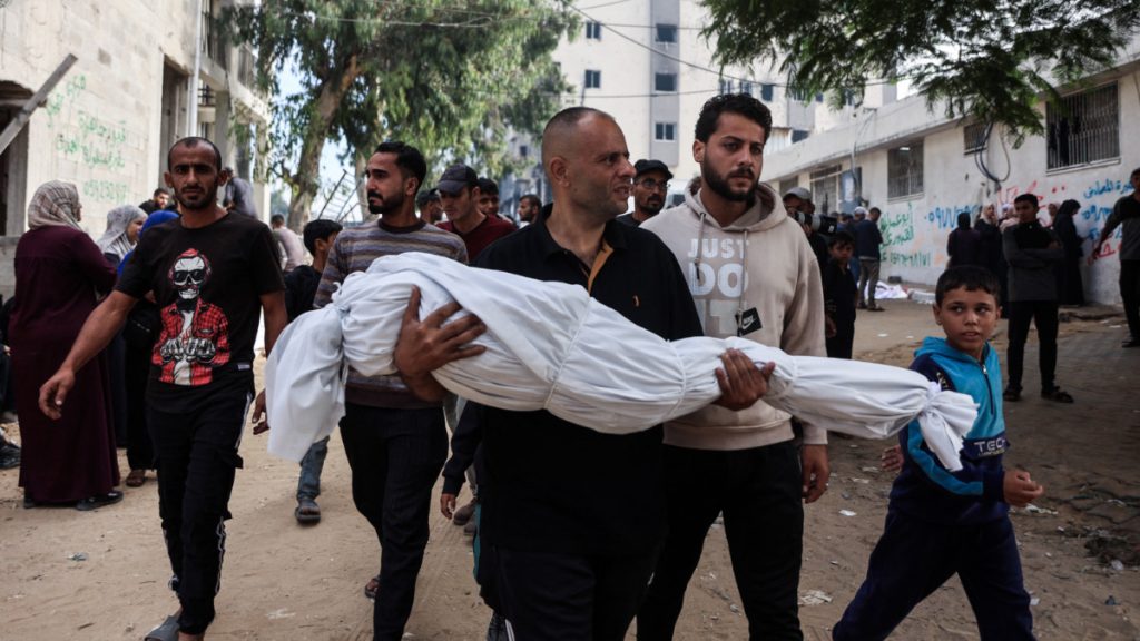 رئيس الوزراء القطري يقول إن حماس استبعدت دورها في حكم غزة، لكن محادثات نزع السلاح مستمرة