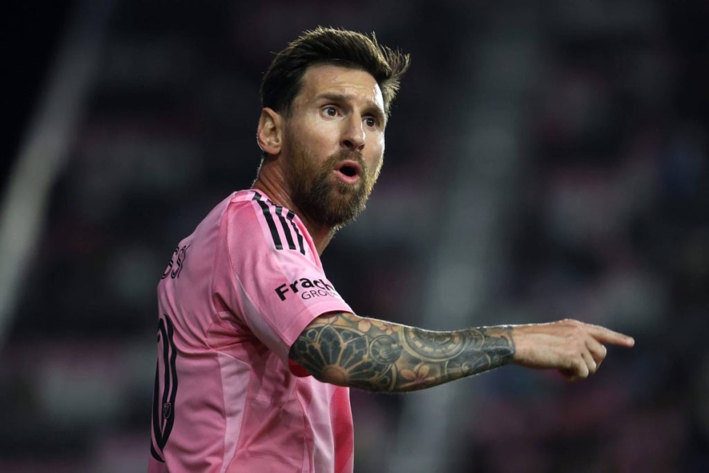 يقول ليونيل ميسي إن الدوري الأمريكي لكرة القدم يجب أن يخفف القيود المالية من أجل النمو