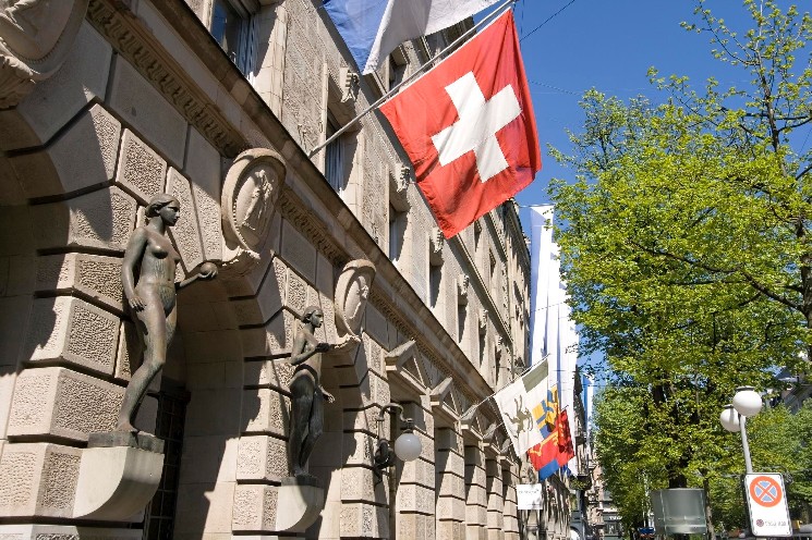 دليل سويسرا للبنية التحتية المالية المشفرة الأصلية